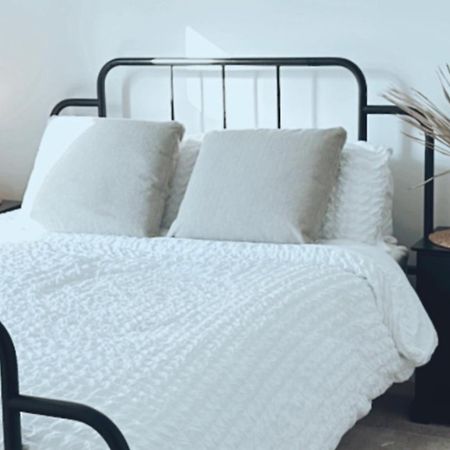 Southsea Homestays - Three Bedroom Home, Sleeps 8 - With Garden & Hot Tub Portsmouth Esterno foto